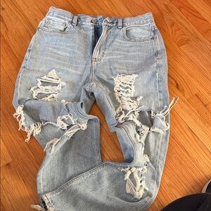 American Eagle Outfitters Light Blue Distressed Boyfriend Jeans